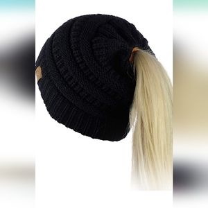 Hat with Bun‎ Hole